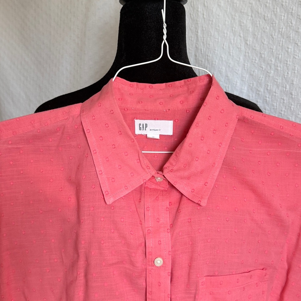 GAP Women's Peachy Pink Button-Down Shirt - Picture 5 of 5